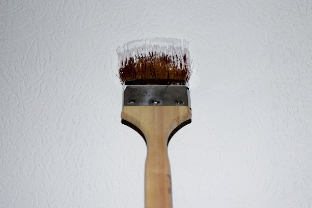 How to Clean and Maintain Your Painting Brushes